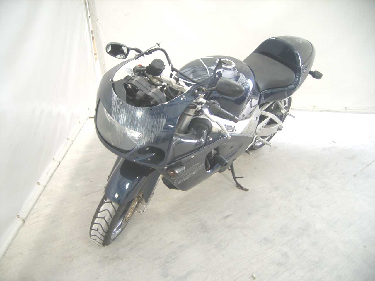 Suzuki GSX-R750