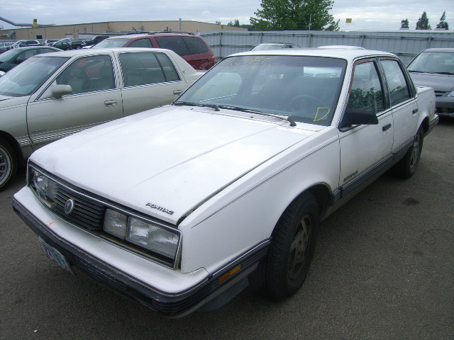Pontiac 6000