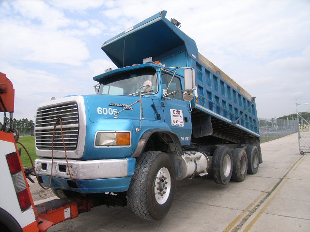 Ford LA9000