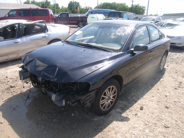 YV1RS61T442386939