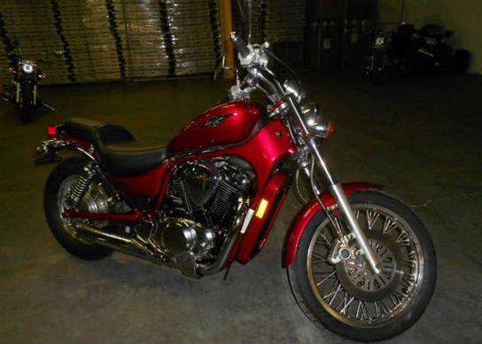 Suzuki VS800