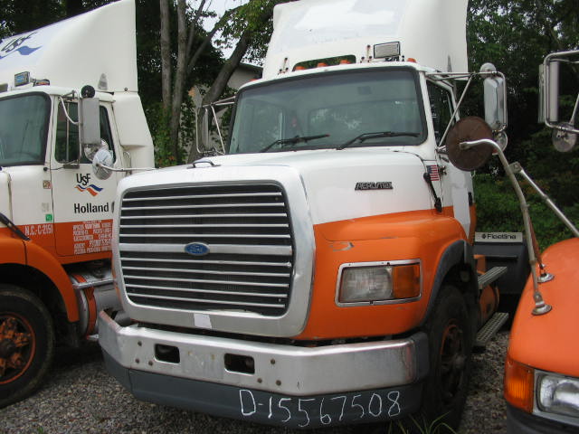 Ford LA9000