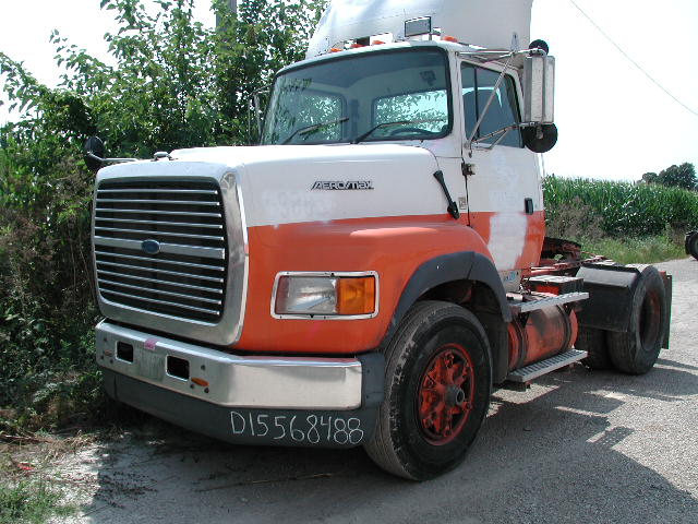 Ford LA9000
