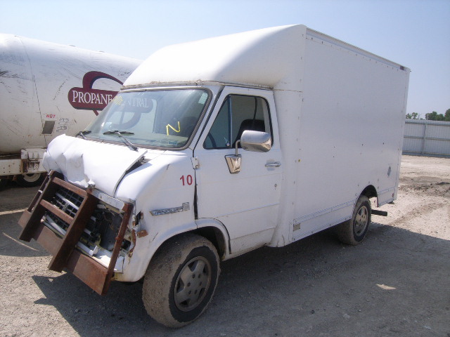 GMC Cutaway Van
