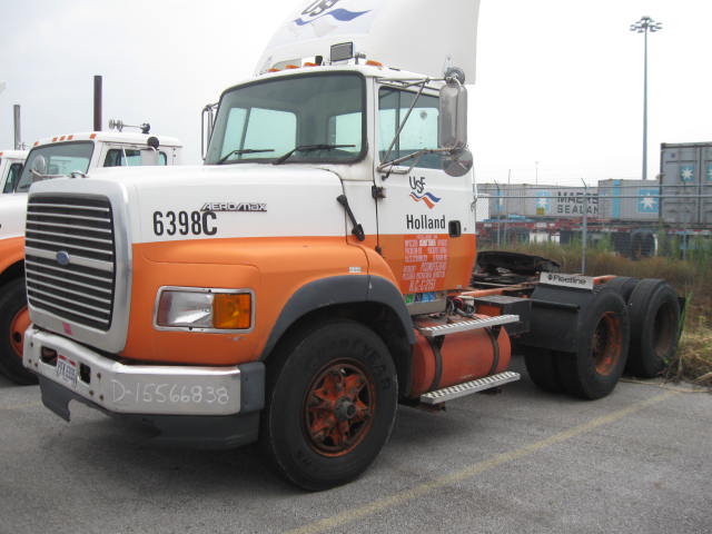 Ford LA9000
