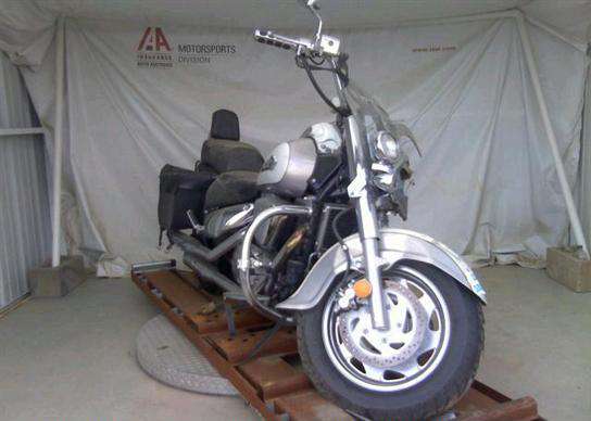 Suzuki VL1500K