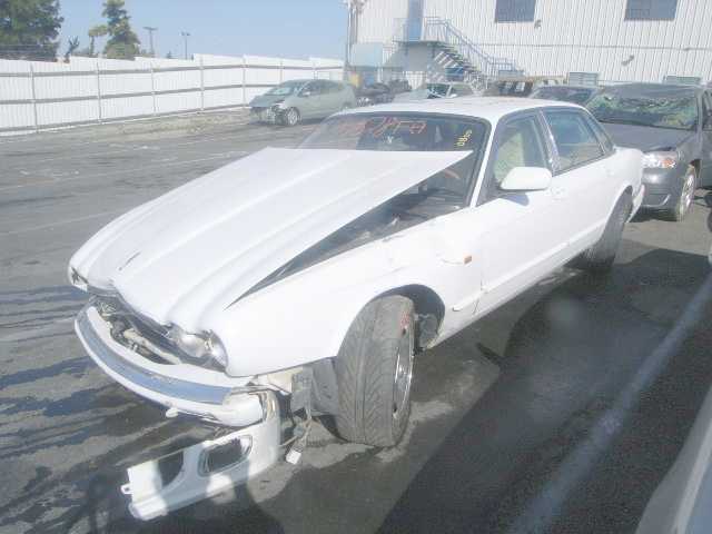 Jaguar XJR