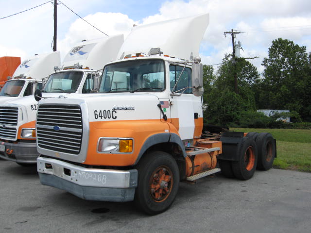 Ford LA9000