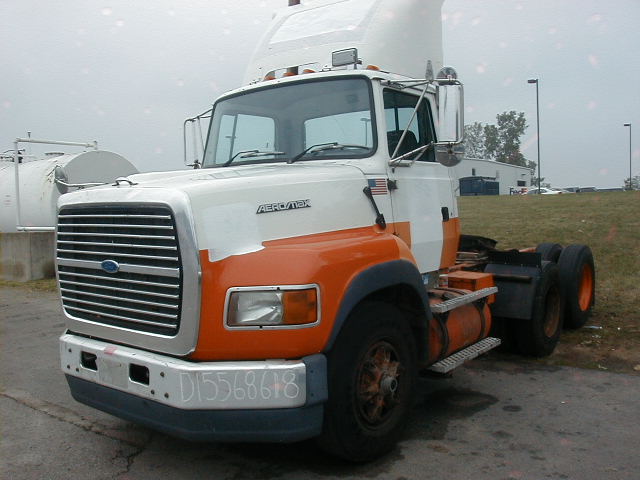 Ford LA9000