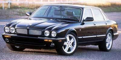 Jaguar XJR