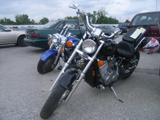 Honda VT600C (SHADOW VLX)