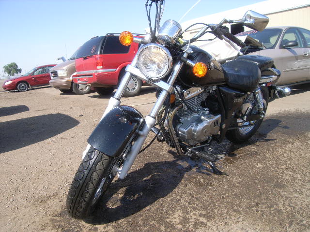Suzuki GZ250