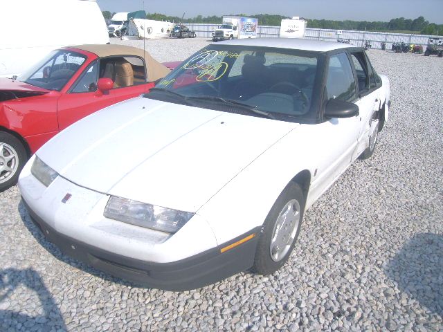 Saturn SL1