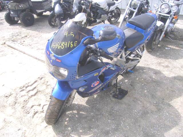 Honda CBR900