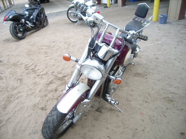Suzuki VZ800