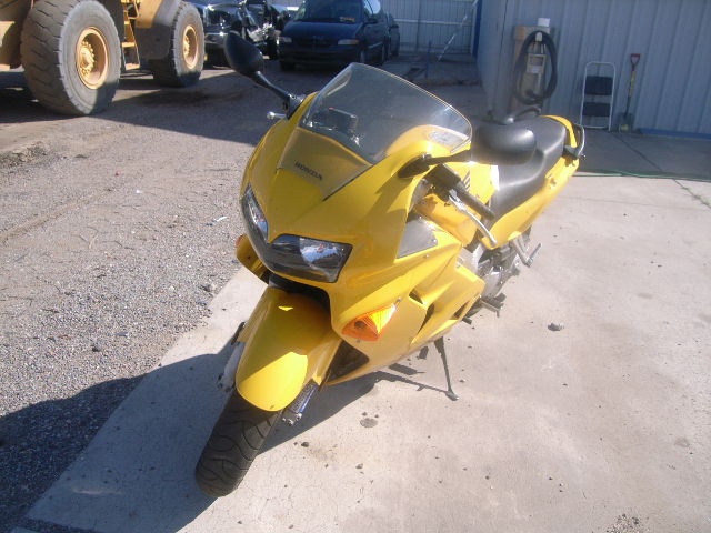 Honda VFR800Fi (INTERCEPTOR)