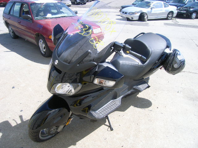 Suzuki AN650