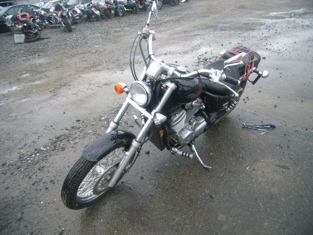 Honda VT600C (SHADOW VLX)