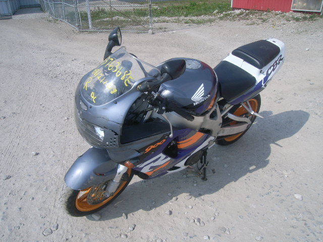 Honda CBR900