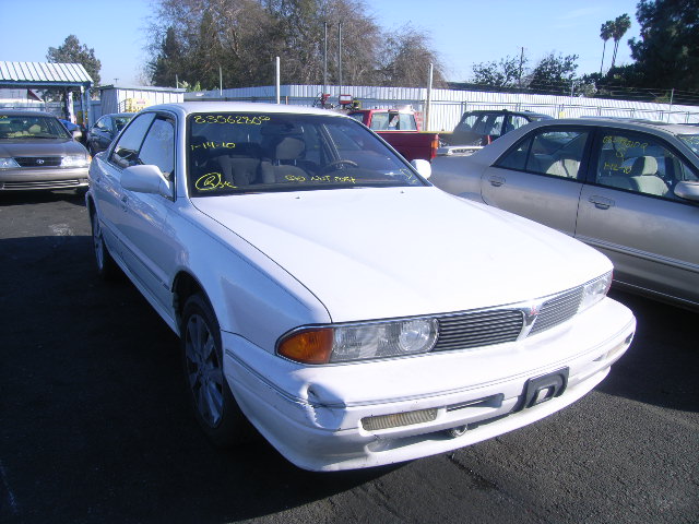 Mitsubishi Diamante