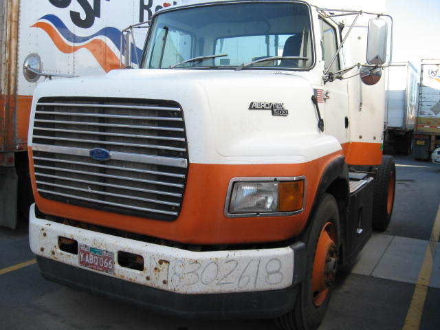 Ford LA9000