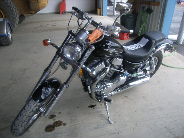 Suzuki VS1400