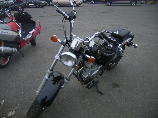 Suzuki GZ250