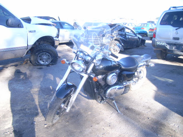 Suzuki VZ1600