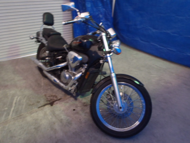 Honda VT600C (SHADOW VLX)