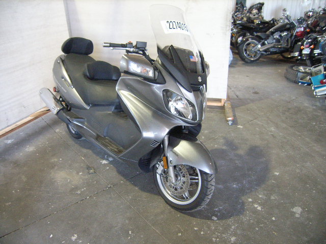Suzuki AN650AL