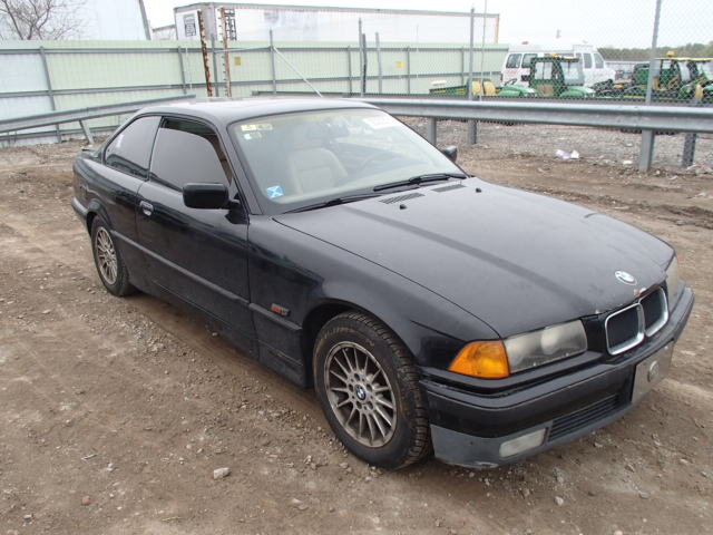 BMW 318iS