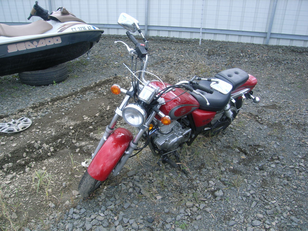 Suzuki GZ250