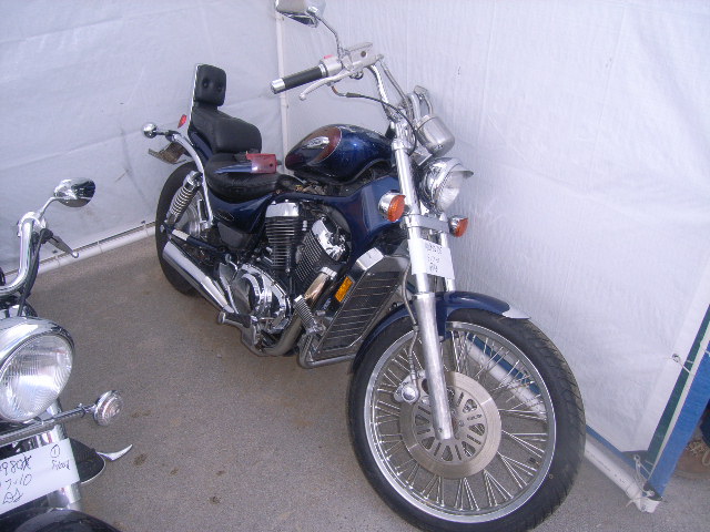 Suzuki VS800