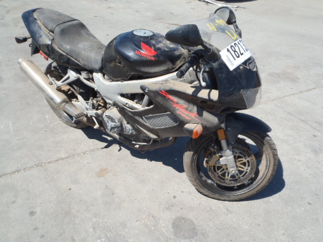 Honda VTR1000F (SUPERHAWK)