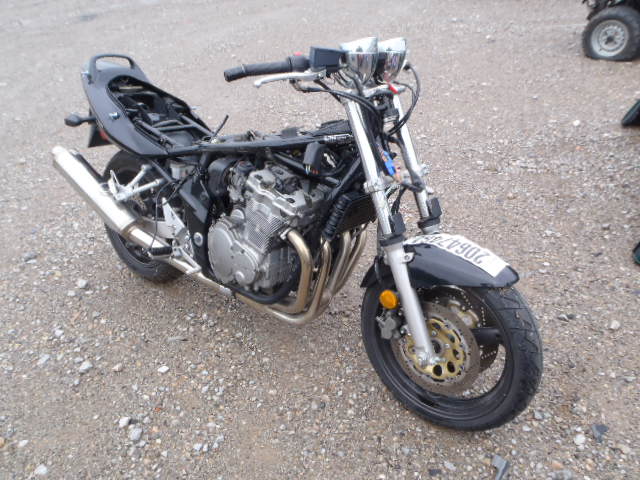Suzuki GSF600S