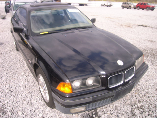BMW 318iS