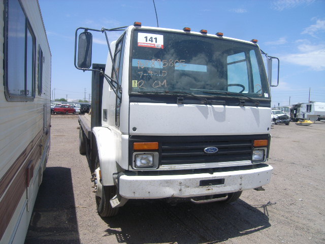 Ford CF7000