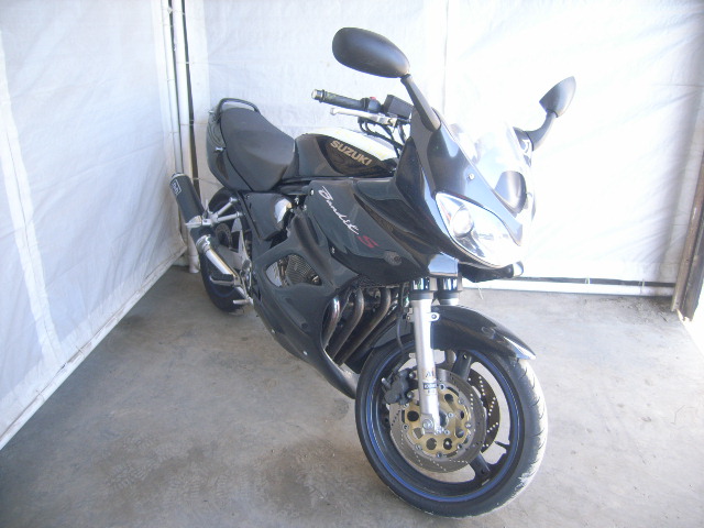 Suzuki GSF600S