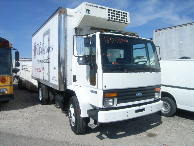 Ford CF7000