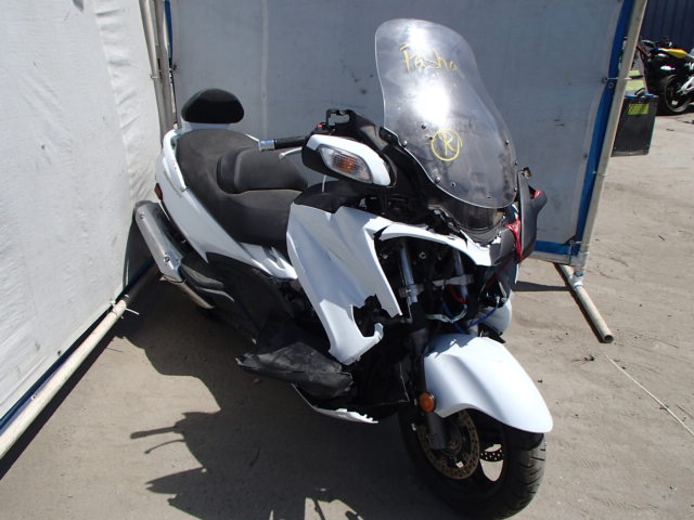 Suzuki AN650L