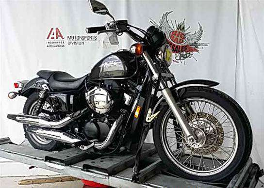 Honda VT750 (Shadow)