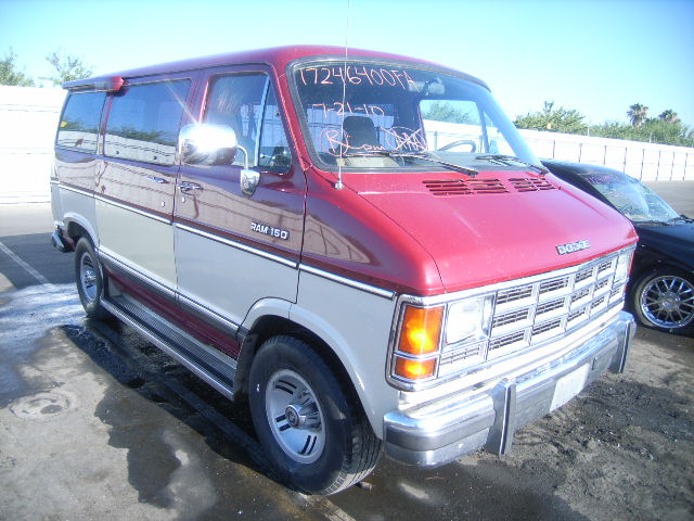 Dodge Ram Wagon