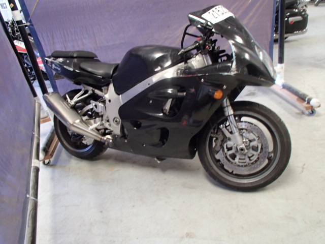 Suzuki GSX-R750