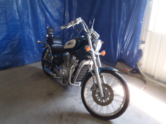 Suzuki VS800
