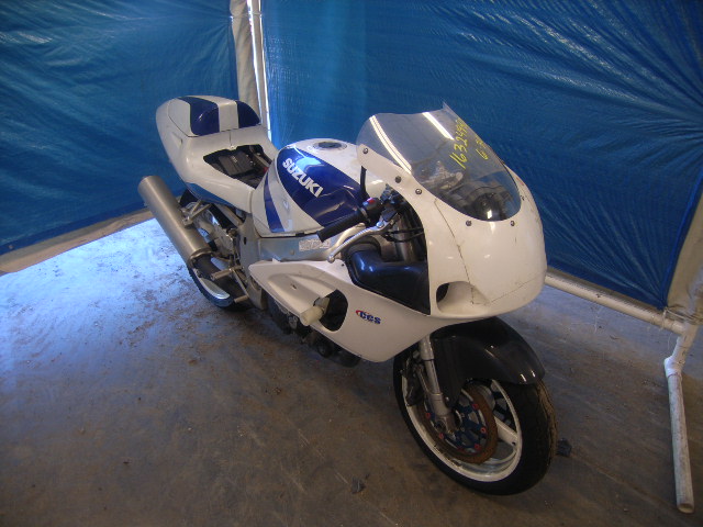 Suzuki GSX-R750