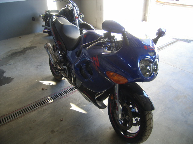Suzuki GSX750F
