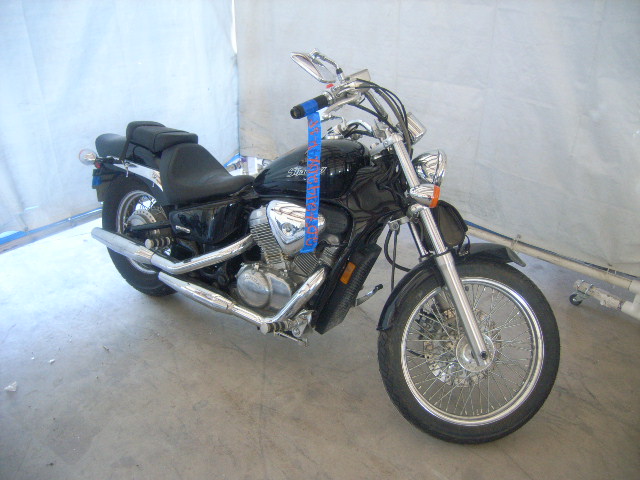 Honda VT600C (SHADOW VLX)