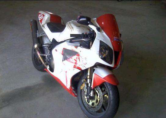 Honda RVT1000R (RC51)
