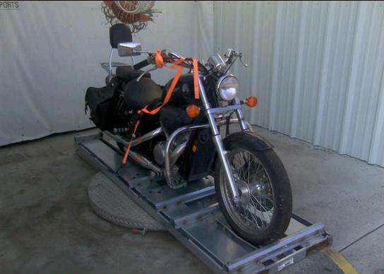 Honda VT600C (SHADOW VLX)
