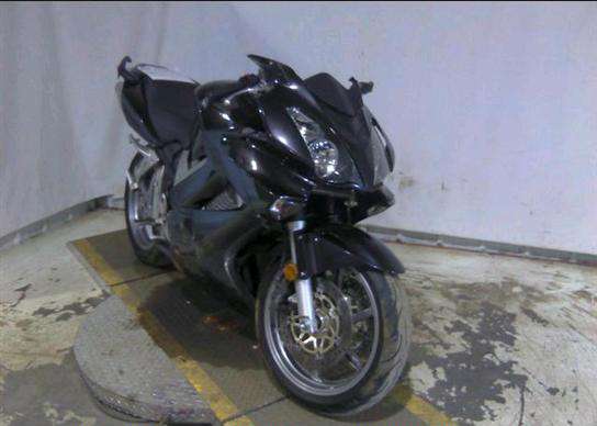 Honda VFR800 (INTERCEPTOR)